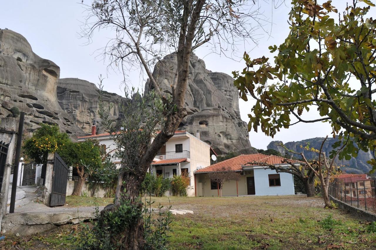 Ananta House Villa Kalampáka Buitenkant foto