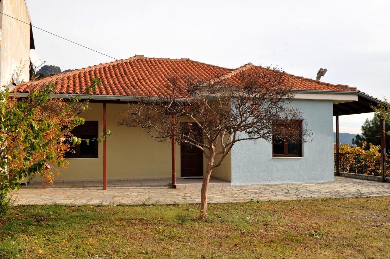 Ananta House Villa Kalampáka Buitenkant foto