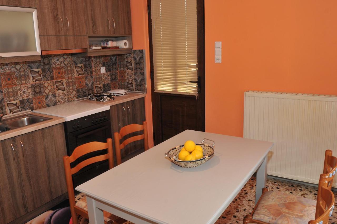 Ananta House Villa Kalampáka Buitenkant foto